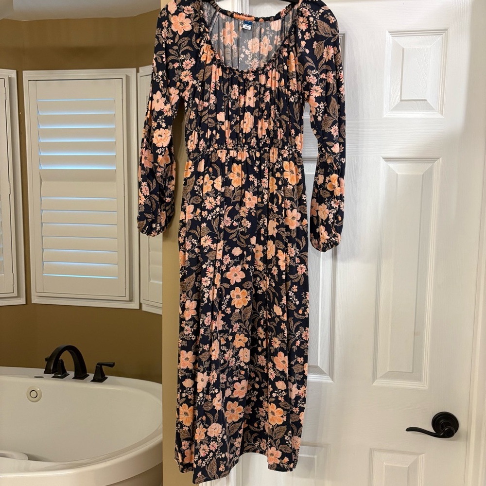Maternity dress